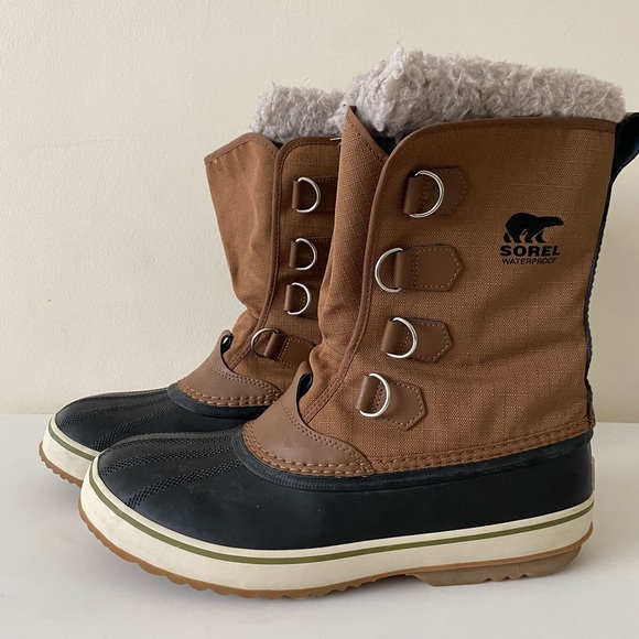 Sorel Waterproof snow boot used 1 season. USA size 10 - Picture 5 of 10